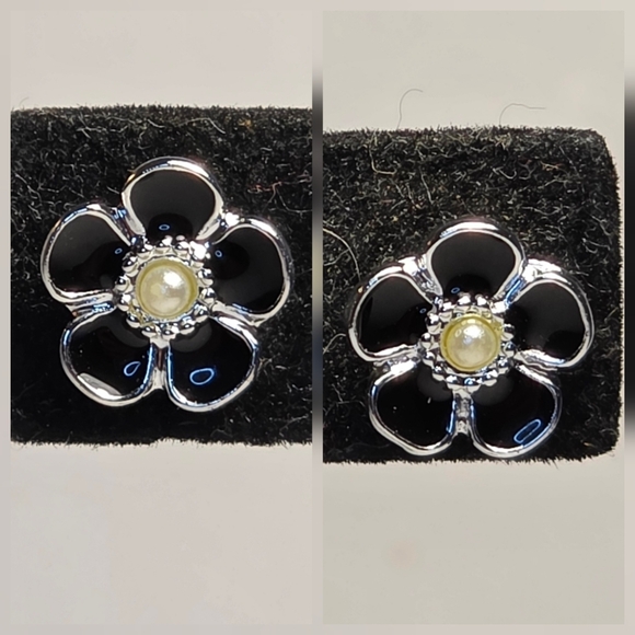 Small Silver & Black Flower Stud Earrings With Mini Faux Pearl Fashion Jewelry - Picture 3 of 4